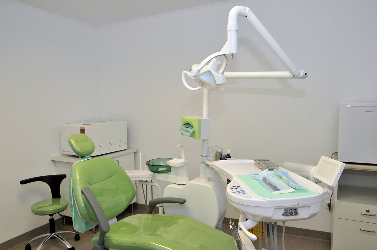 Dental Clinic Taradent - Dr. Omer Filiz - Dental Clinic Taradent - Dr. Omer Filiz