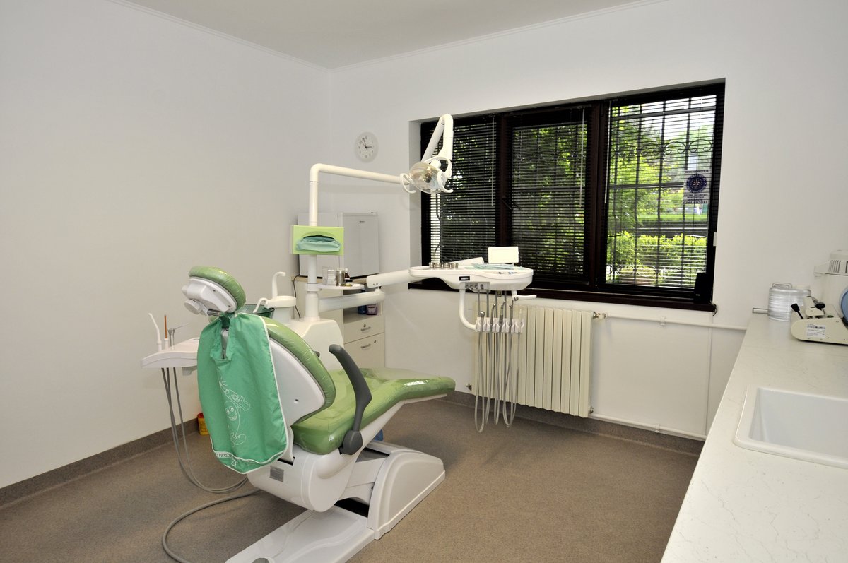 Dental Clinic Taradent - Dr. Omer Filiz - Dental Clinic Taradent - Dr. Omer Filiz