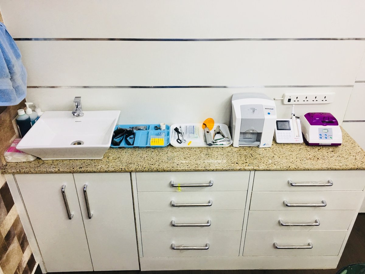 DENTAL MAKEOVER - DENTAL MAKEOVER