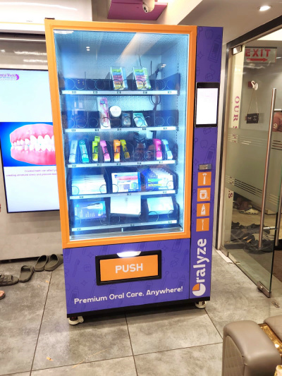 Dental World - Oralyze Vending Machine
