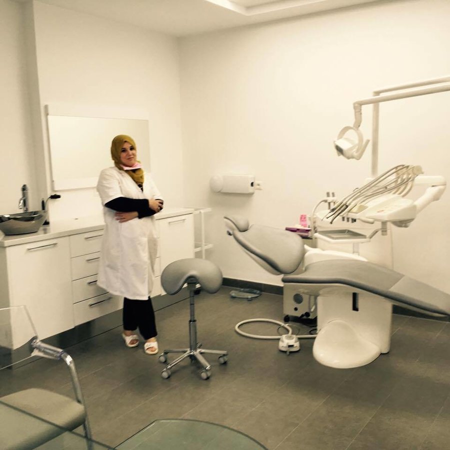 طبيب أسنان الحمامات: الدكتورة هدى دجيبالي - Dentist Hammamet: Dr Houda Djebali