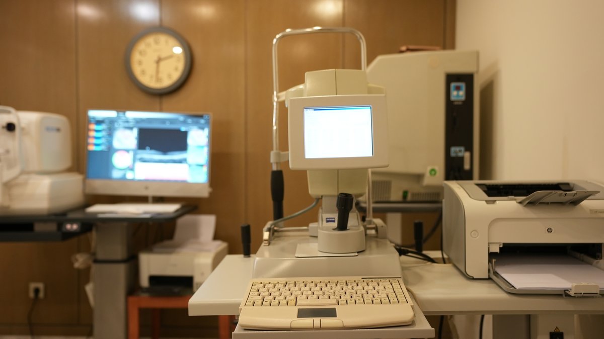 Dr Ali Ofluoğlu - Dr Ali Ofluoğlu