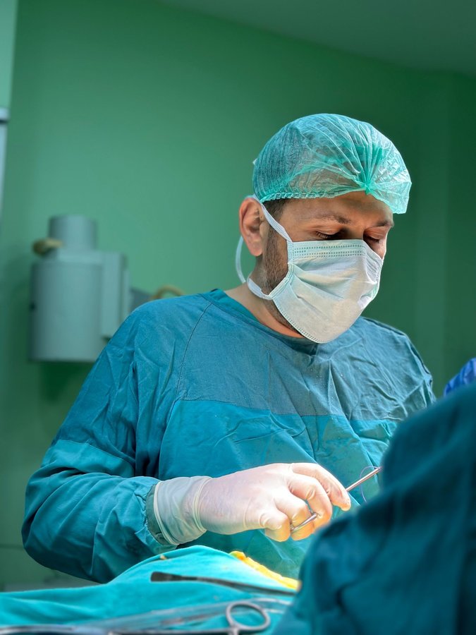 Dr. Aydın Arslan - Dr. Aydın Arslan