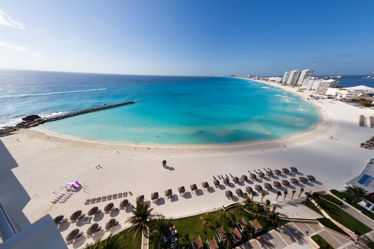 Dr. Carlos Alejos - Dr. Carlos Alejos