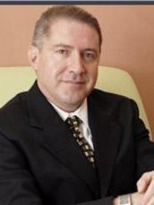 Dr. Carlos Oaxaca-Tapachula - Dr. Carlos Oaxaca-Tapachula