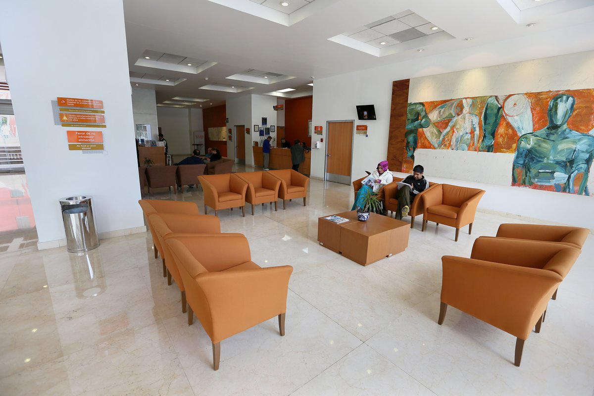 Dr. César Zepeda Najar - Dr. César Zepeda Najar