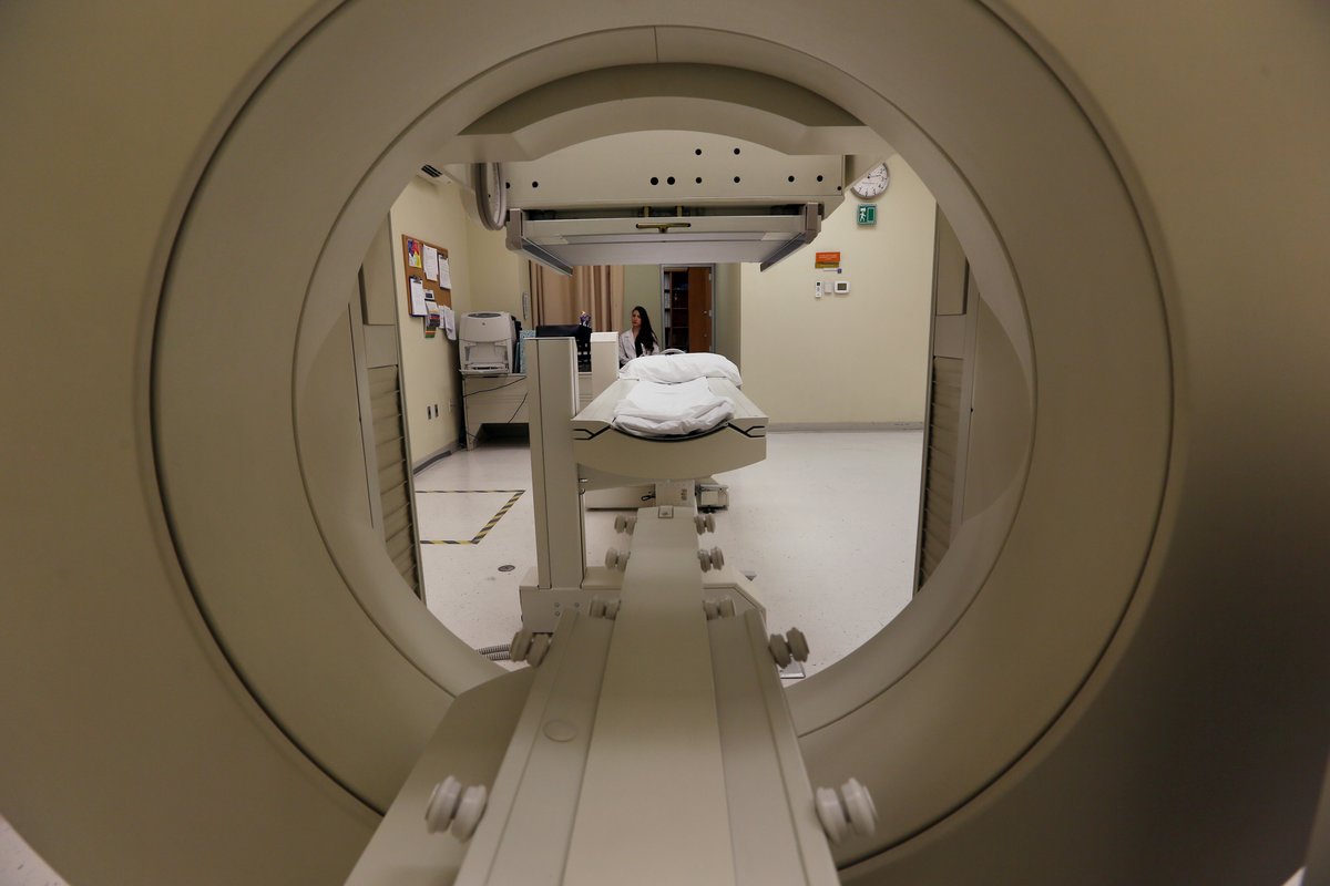 Dr. César Zepeda Najar - Dr. César Zepeda Najar