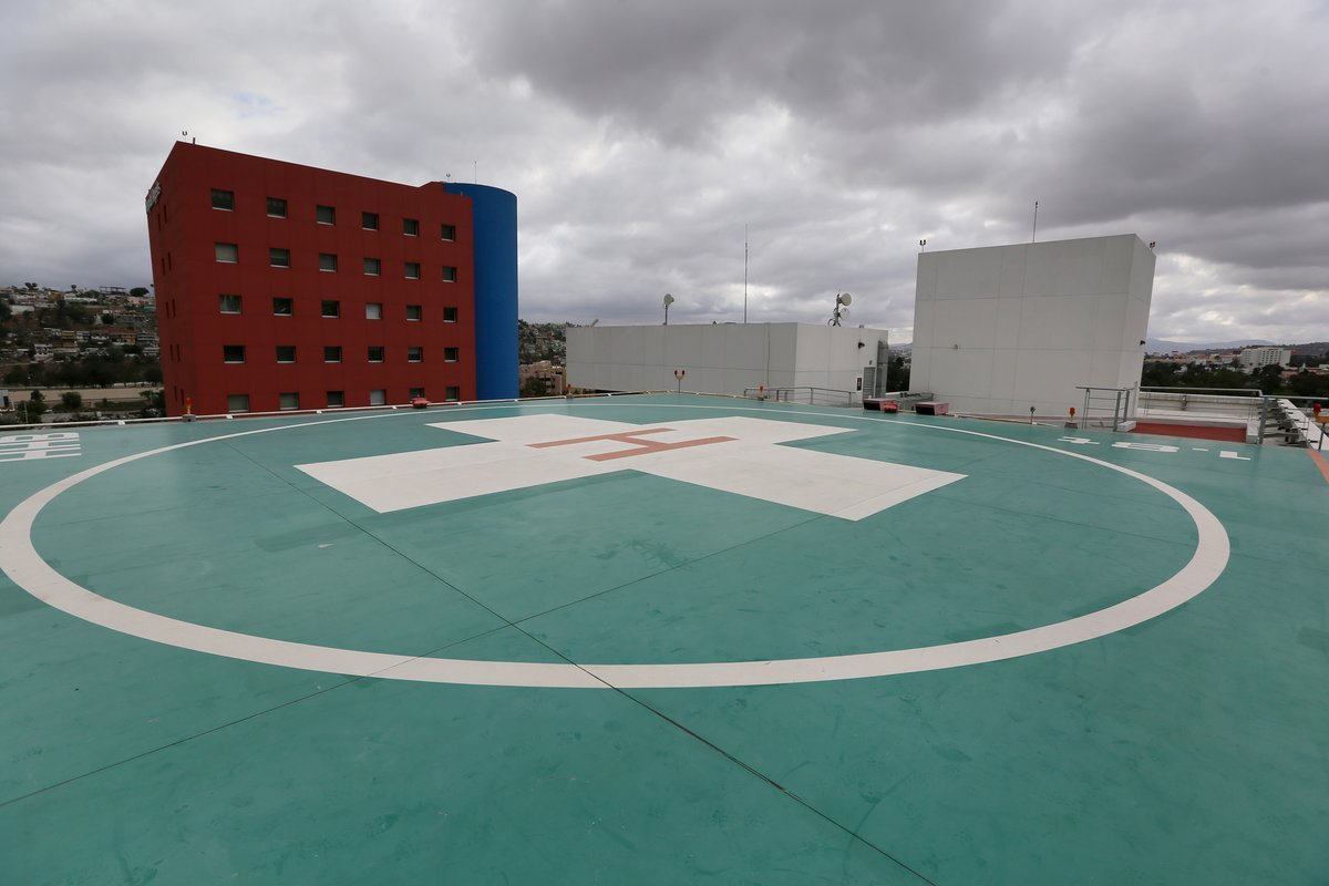 Dr. César Zepeda Najar - Dr. César Zepeda Najar