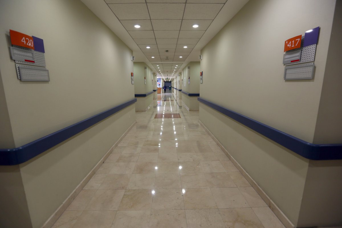 Dr. César Zepeda Najar - Dr. César Zepeda Najar