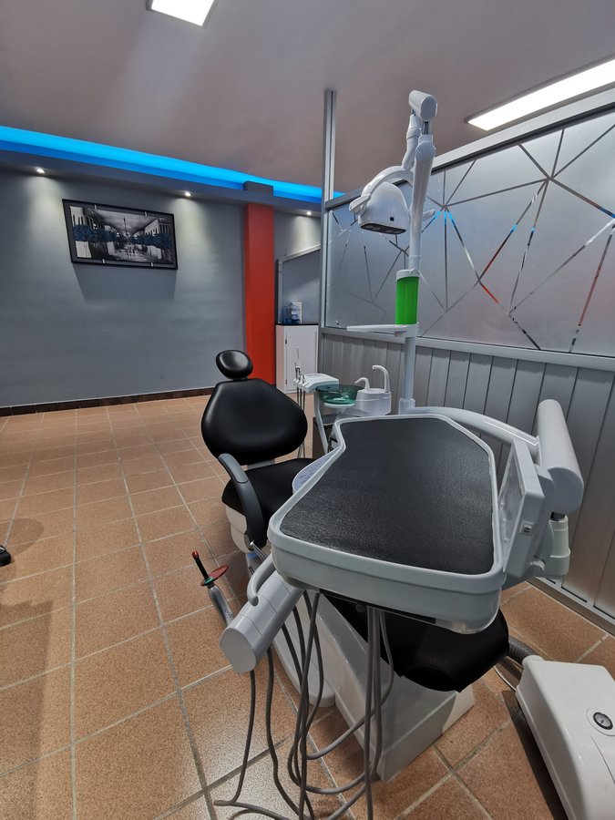 Dr Chio Dental Clinic - Dr Chio Dental Clinic