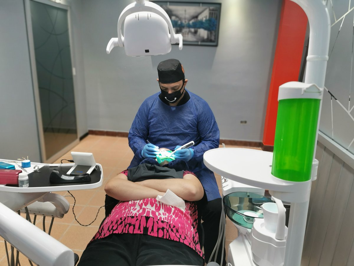 Dr Chio Dental Clinic - Dr Chio Dental Clinic