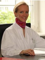 الدكتور. ميد. نيكول M. Eggensperger - Wdenswil - Dr. Dr. med. Nicole M. Eggensperger - Wädenswil