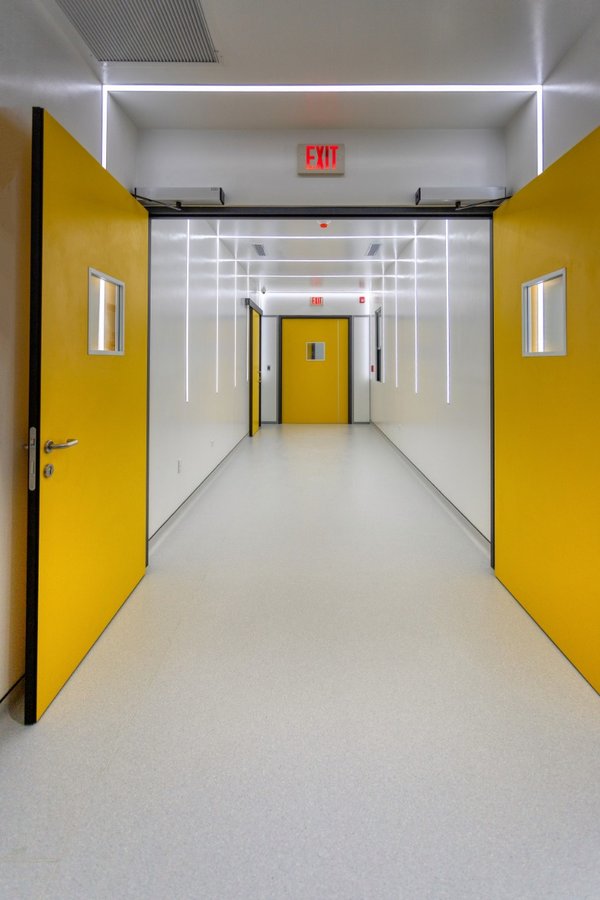 Dr. Eduardo Mejia - Dr. Eduardo Mejia