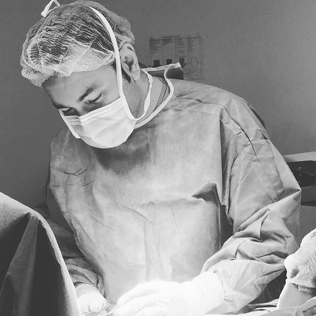 Dr. Ekrem Keskin - Dr. Ekrem Keskin