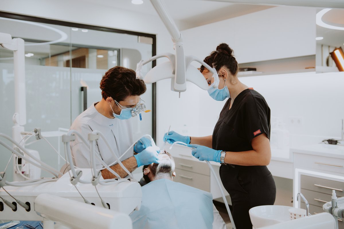 Dr. Ertuğrul Çetinkaya - Dr. Ertuğrul Çetinkaya