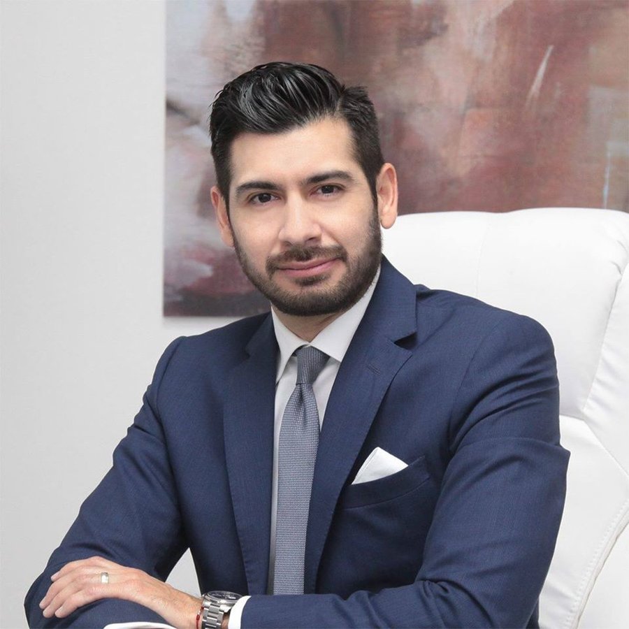 Dr. Francisco Amaya Plastic Surgeon - Dr. Francisco Amaya Plastic Surgeon