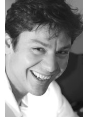 Dr Giovanni Garavaglia - Dr Giovanni Garavaglia