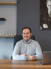 Dr. Gökhan Mersinlioğlu - Dr. Gökhan Mersinlioğlu
