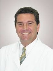 Dr. Guillermo Wiegering Cecchi - Dr. Guillermo Wiegering Cecchi