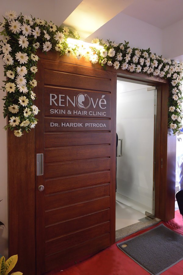 Dr. Hardik Pitroda - Dr. Hardik Pitroda