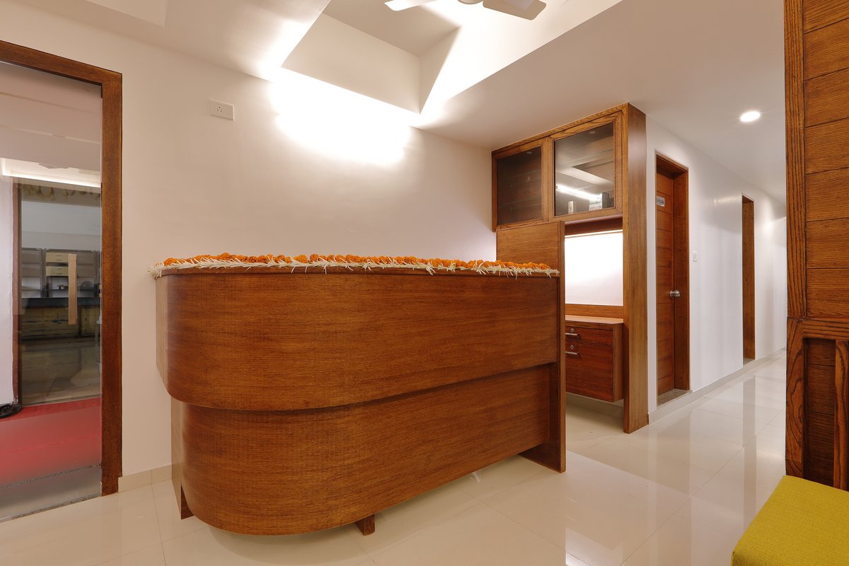 Dr. Hardik Pitroda - Dr. Hardik Pitroda