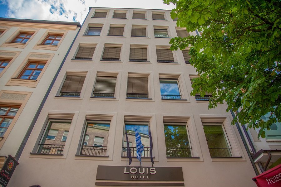 Dr. Heitland - Dr. Heitland