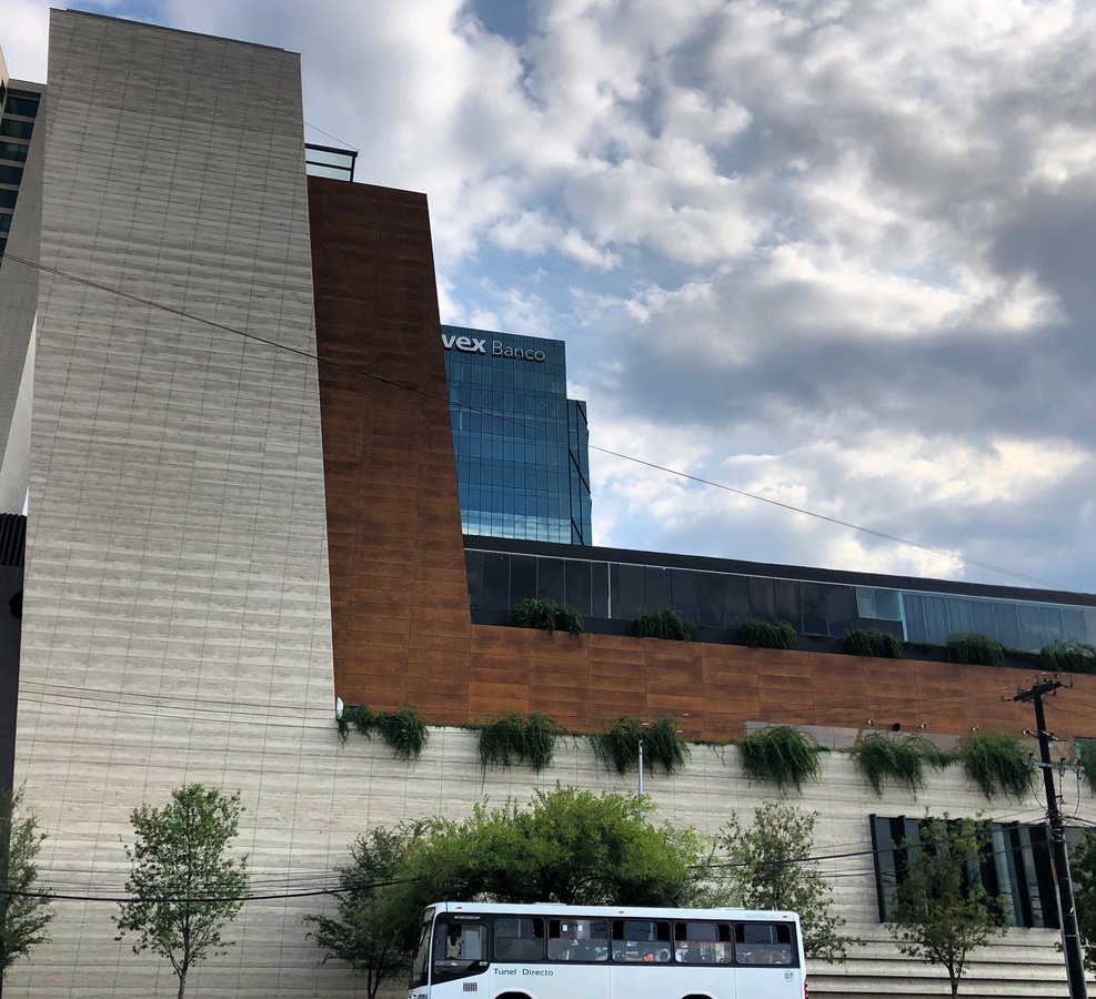 Dr. JJ Ruiz Treviño - Advanced Plastic Surgery - Dr. JJ Ruiz Treviño - Advanced Plastic Surgery