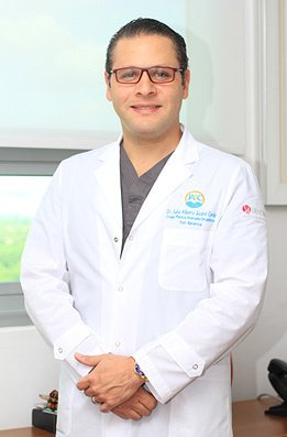 الدكتور خوليو سيكار سيردا - Dr. Julio Sicard Cerda