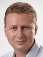 Dr. Kádár Zsolt - Dr. Kádár Zsolt