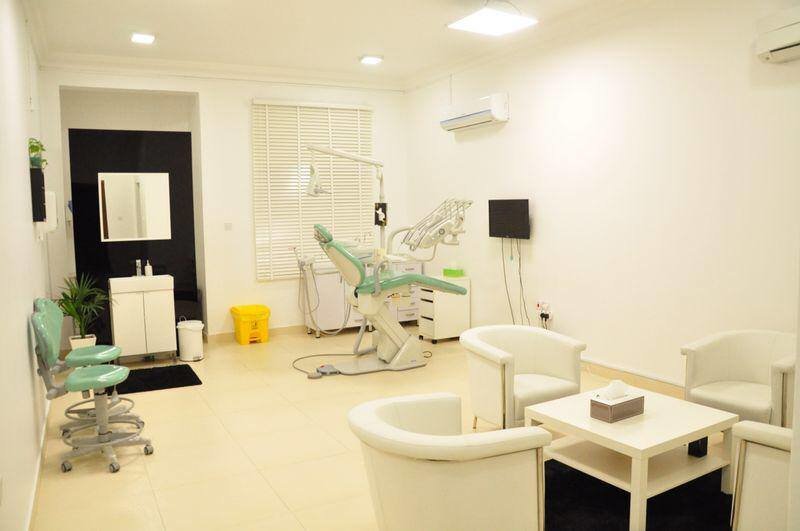 Dr. Leila Hamid - Dr. Leila Hamid