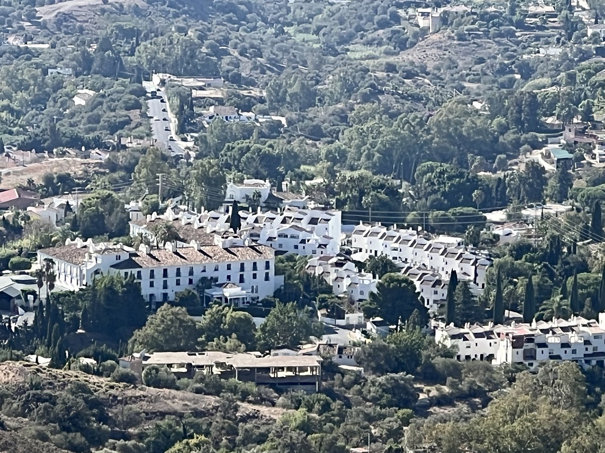 Dr. Luis Da Cruz - Dr. Luis Da Cruz