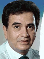 الدكتور منواني الجراحة التجميلية - Seven Hills Hosp. - Dr. Manwani Cosmetic Surgery - Seven Hills Hosp.