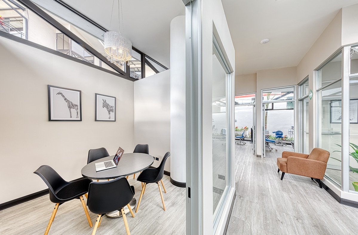 Dr Marco Muñoz Cavallini International Dental Clinic - Dr Marco Muñoz Cavallini International Dental Clinic