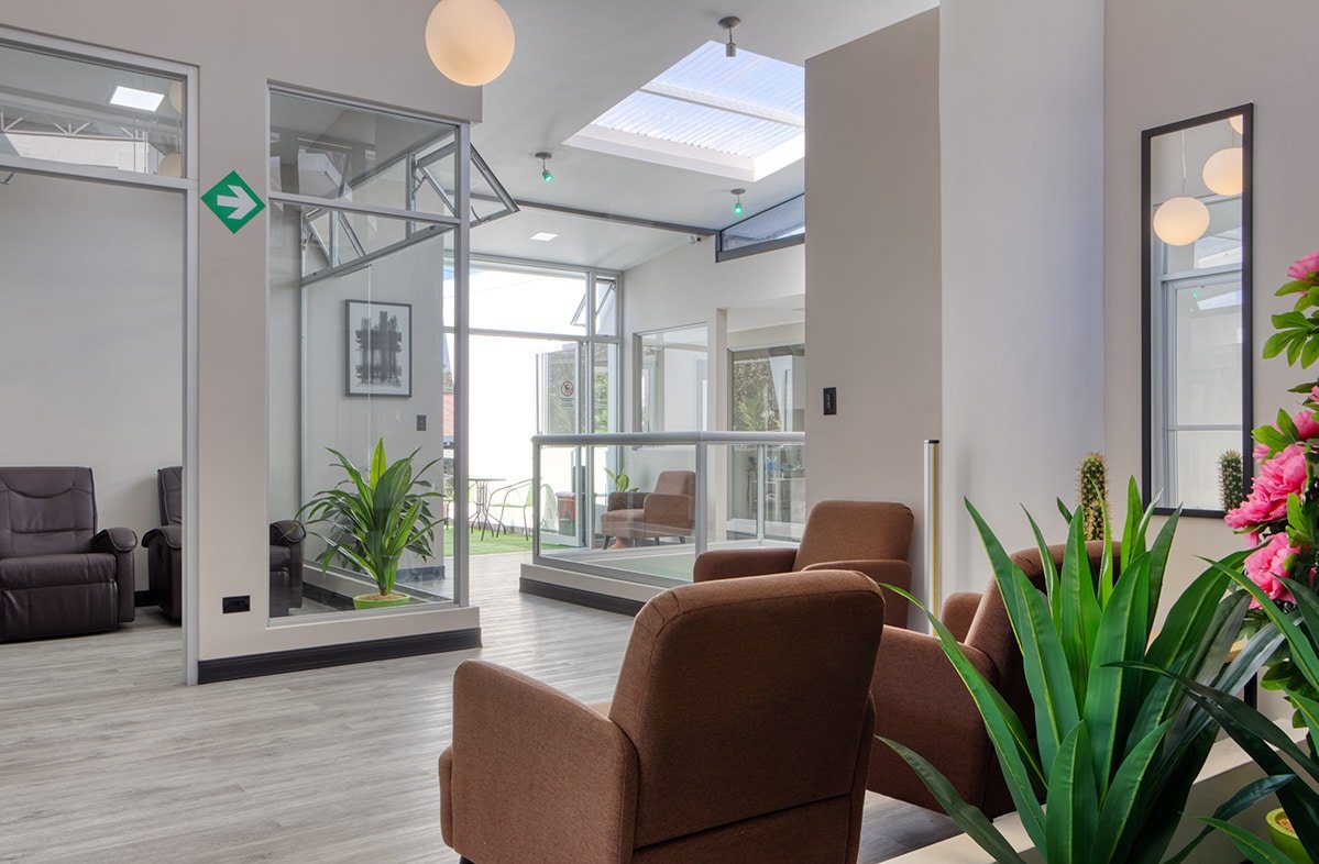 Dr Marco Muñoz Cavallini International Dental Clinic - Dr Marco Muñoz Cavallini International Dental Clinic