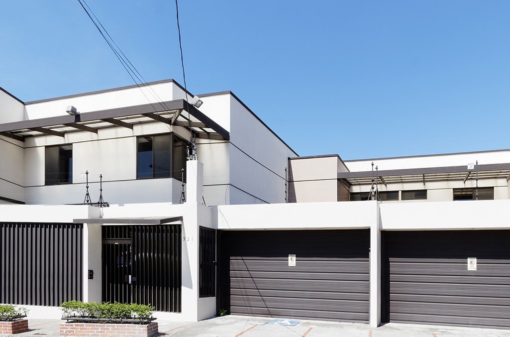 Dr Marco Muñoz Cavallini International Dental Clinic - Dr Marco Muñoz Cavallini International Dental Clinic