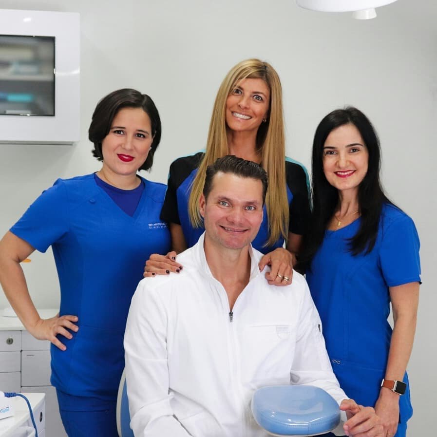 Dr Mariano Estrada CENTRO IMPLANTES Y ESTETICA - Dr Mariano Estrada CENTRO IMPLANTES Y ESTETICA
