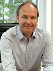 Dr. Med. Alexander Schmitt - Dr. Med. Alexander Schmitt