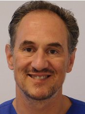 Dr. med. Bernhard Hofer - Dr. med. Bernhard Hofer