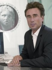 Dr. Med. Roland W. Batze - Dr. Med. Roland W. Batze