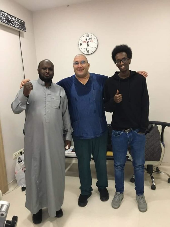 Dr Mert Akbaş Cli̇ni̇c - Dr Mert Akbaş Cli̇ni̇c