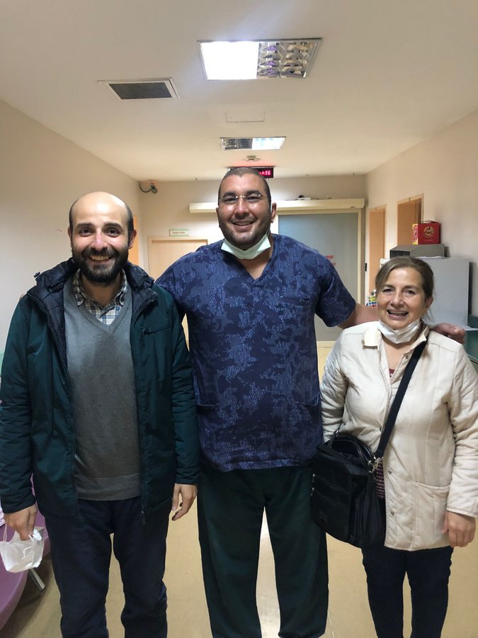 Dr Mert Akbaş Cli̇ni̇c - Dr Mert Akbaş Cli̇ni̇c