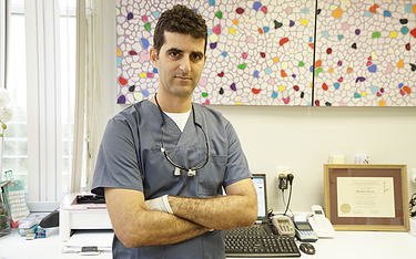 Dr Michael Meyer- Dental Aesthetics & Implants - Dr Michael Meyer- Dental Aesthetics & Implants