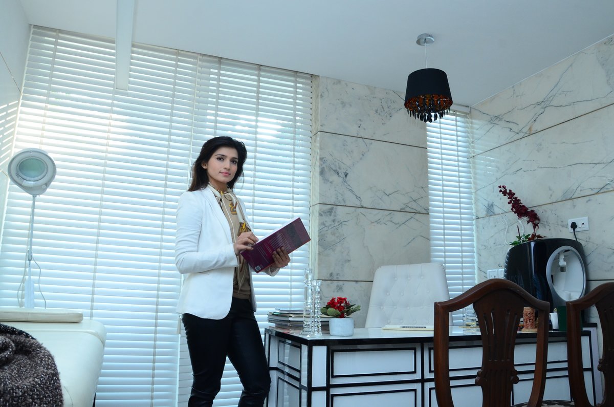 Dr. Monisha - Aesthetics - Dr. Monisha - Aesthetics