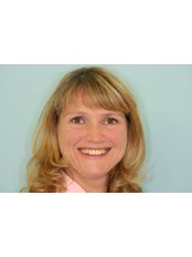 Dr. Nina Heinig - Dr. Nina Heinig