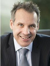 Dr Peter Laniewski - Dr Peter Laniewski