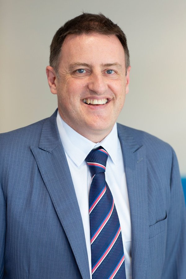 Dr Phil Lockie - Dr Phil Lockie