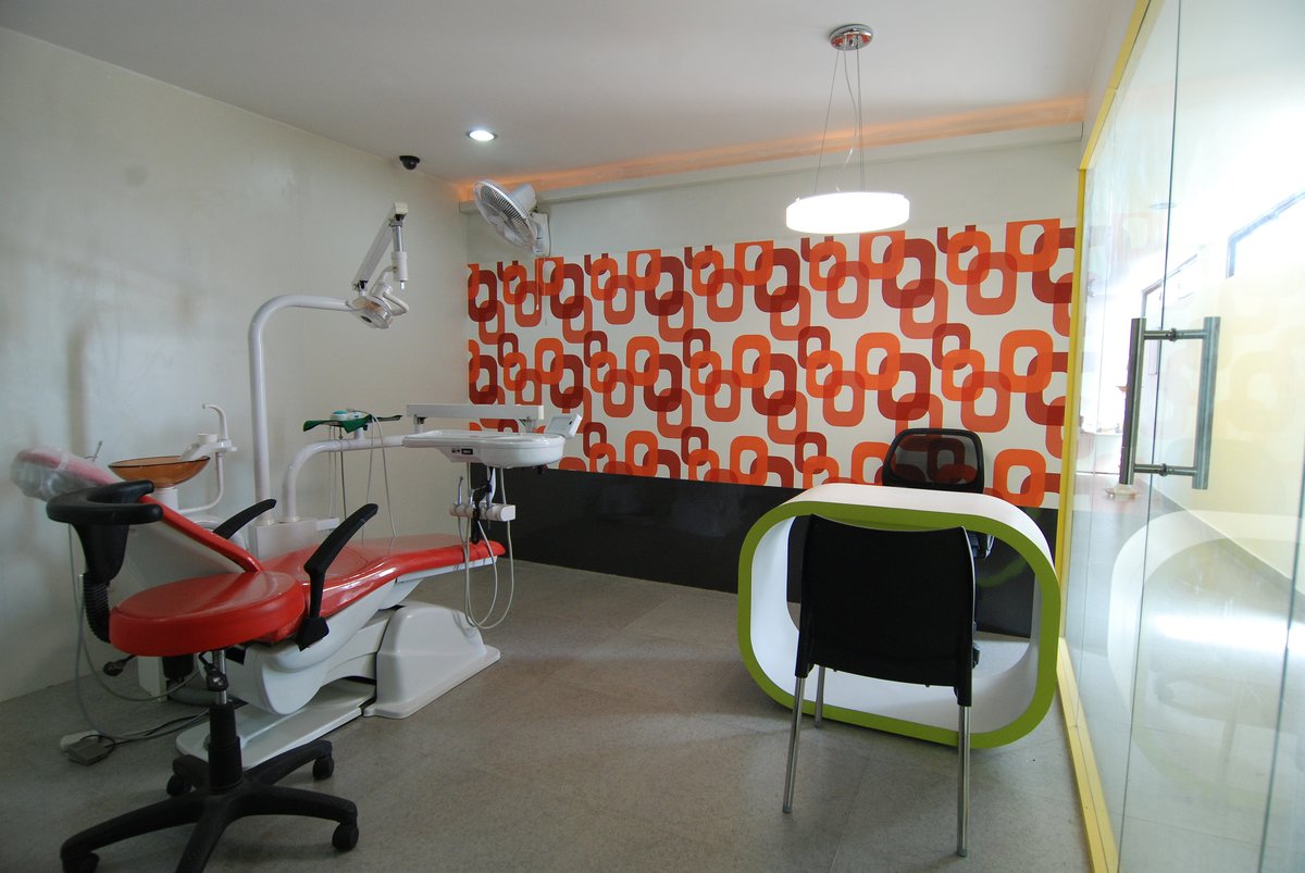 Dr Prabhu Dental Studio - Dr Prabhu Dental Studio