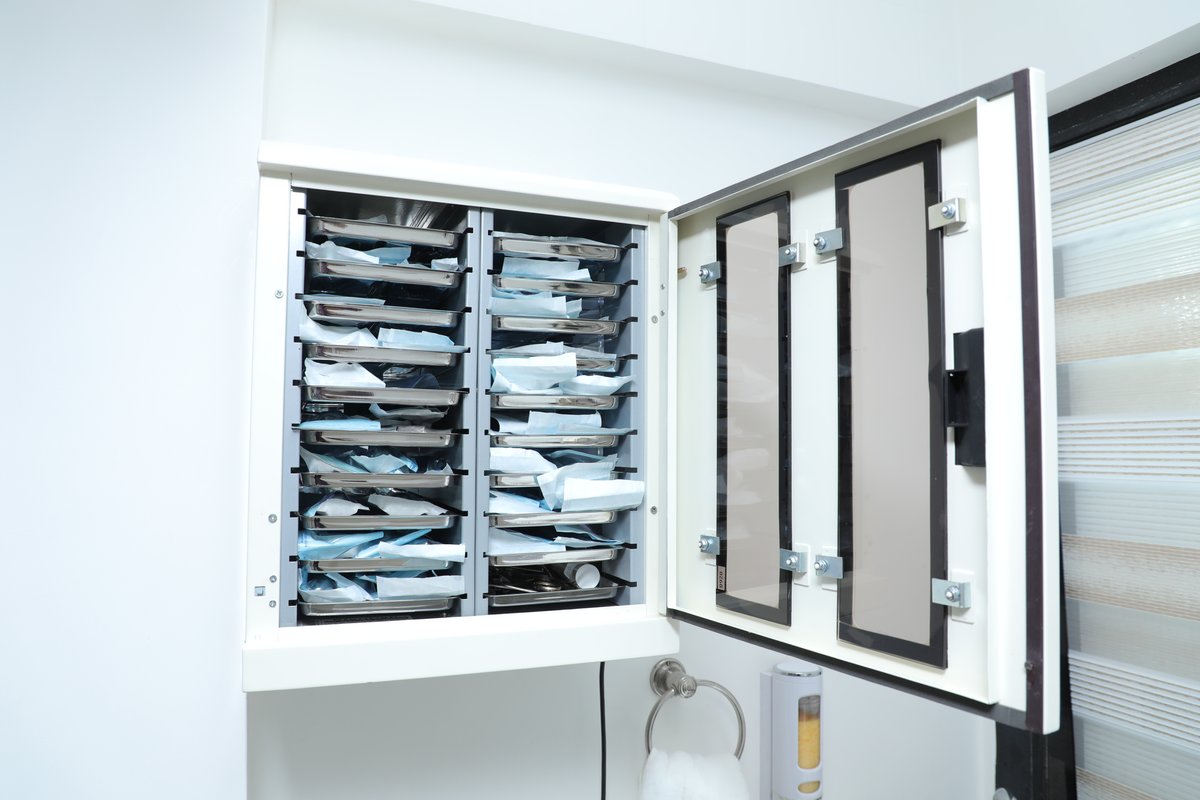 عيادة الدكتور ريتشا كوزمودنت لمستحضرات التجميل وطب الأسنان - Dr Richa's Cosmodent Cosmetics & Dental Clinic