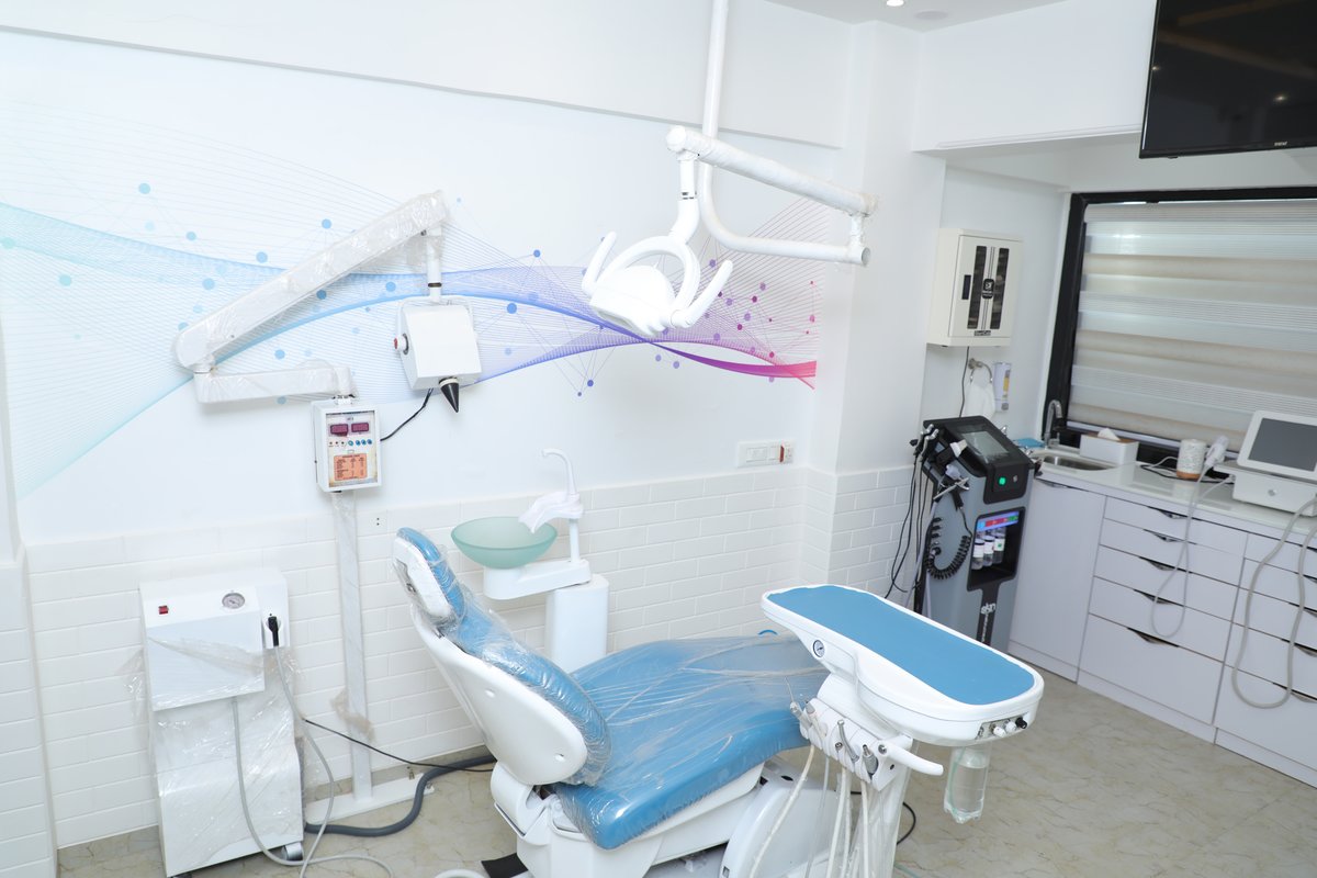 عيادة الدكتور ريتشا كوزمودنت لمستحضرات التجميل وطب الأسنان - Dr Richa's Cosmodent Cosmetics & Dental Clinic