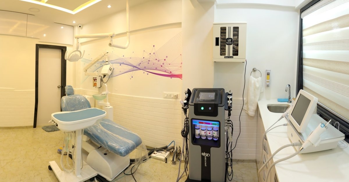 عيادة الدكتور ريتشا كوزمودنت لمستحضرات التجميل وطب الأسنان - Dr Richa's Cosmodent Cosmetics & Dental Clinic